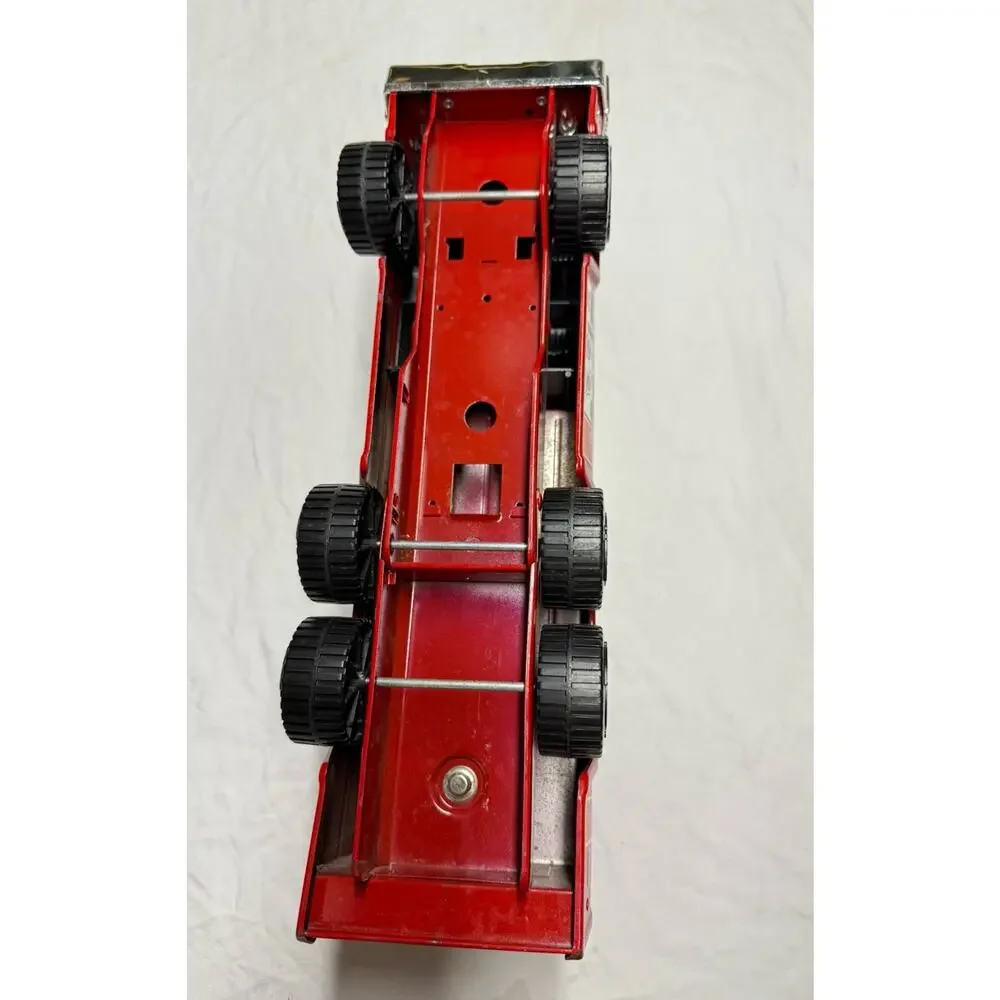 Vintage TONKA City of Blazedale Fire Ladder #2 Aerial Rescue Truck Red